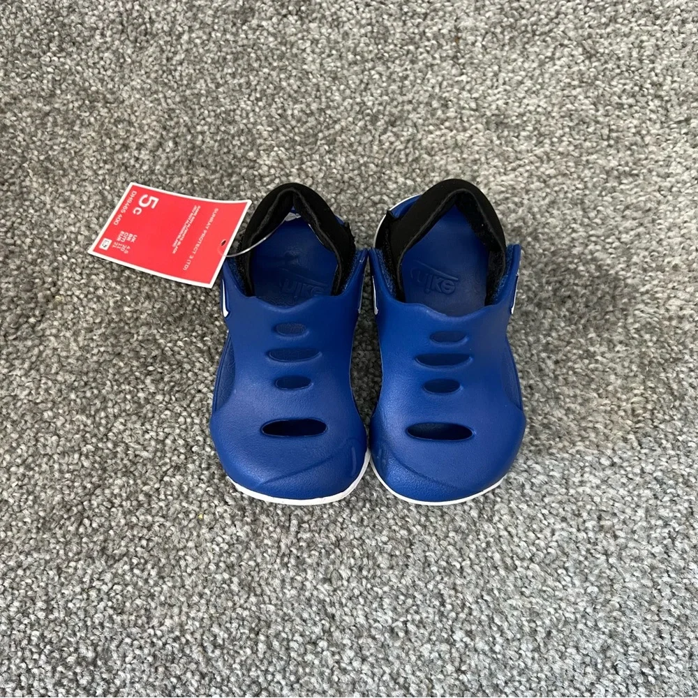 Nike shoes boys 5C blue black sunray protect‎ 3 summer outdoor comfort casual